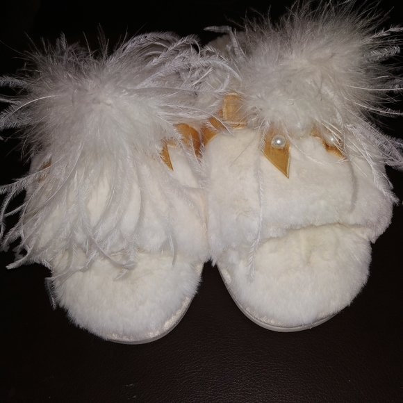 Women's Memory Foam Fuzzy Slide Slippers - Picture 5 of 7
